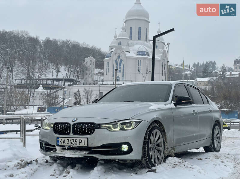 Седан BMW 3 Series 2016 в Киеве