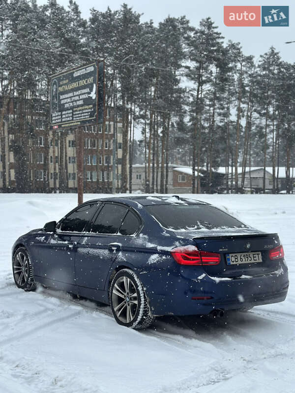 Седан BMW 3 Series 2018 в Киеве
