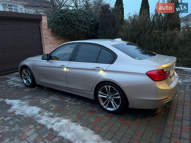 Седан BMW 3 Series 2013 в Одессе