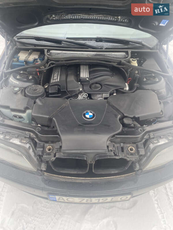 Седан BMW 3 Series 2004 в Шацке