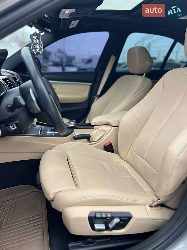 Седан BMW 3 Series 2017 в Киеве