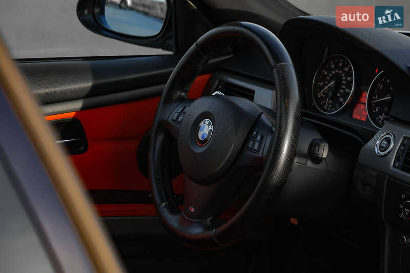 Купе BMW 3 Series 2010 в Одесі