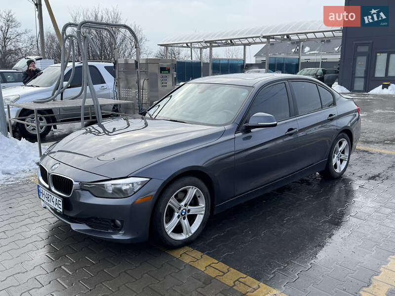 Седан BMW 3 Series 2013 в Николаеве