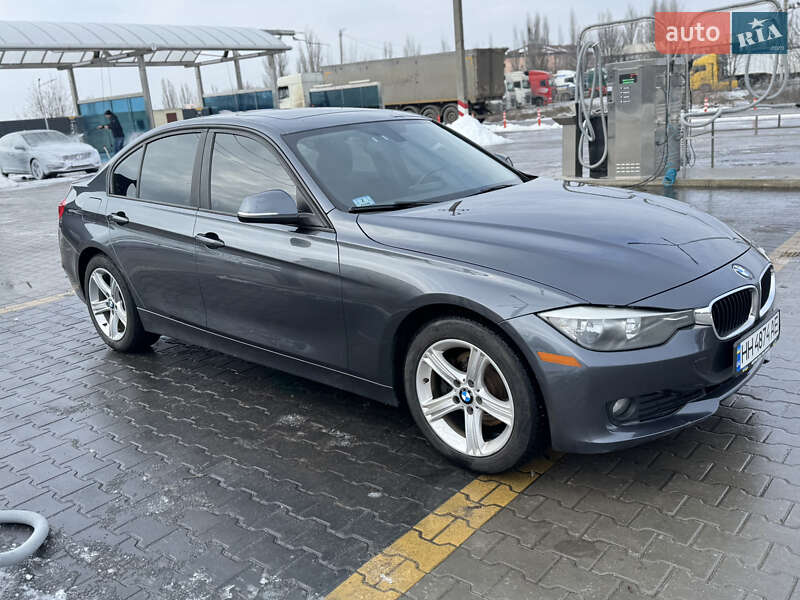 Седан BMW 3 Series 2013 в Николаеве