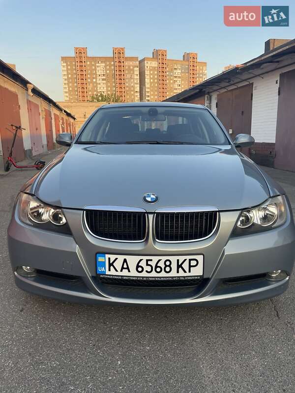 Седан BMW 3 Series 2006 в Киеве