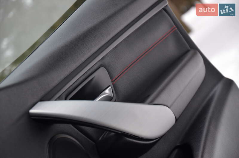 Седан BMW 3 Series 2014 в Дрогобыче фото 42 Седан BMW 3 Series 2014 в Дрогобыче