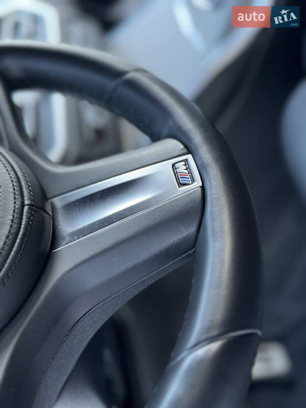 Седан BMW 3 Series 2021 в Киеве