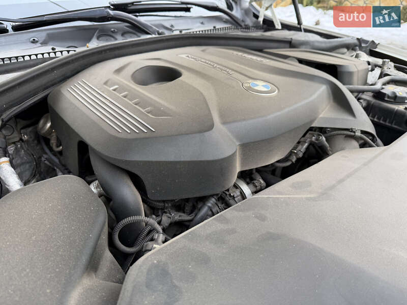 Седан BMW 3 Series 2017 в Могилев-Подольске