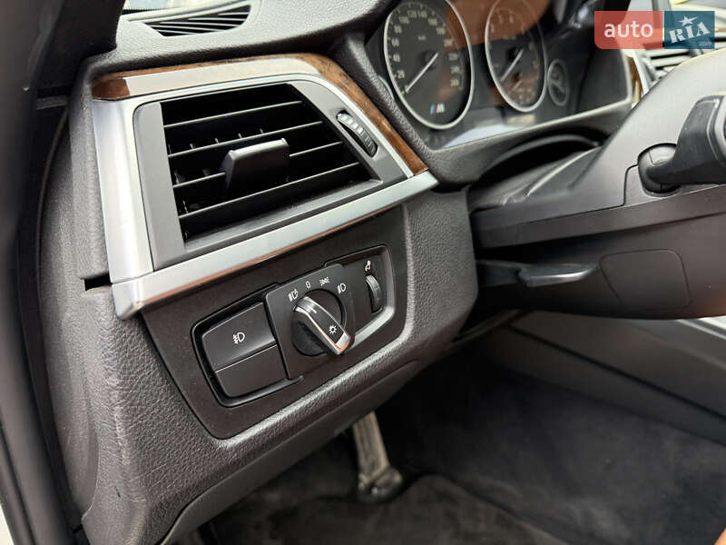 Седан BMW 3 Series 2017 в Могилев-Подольске