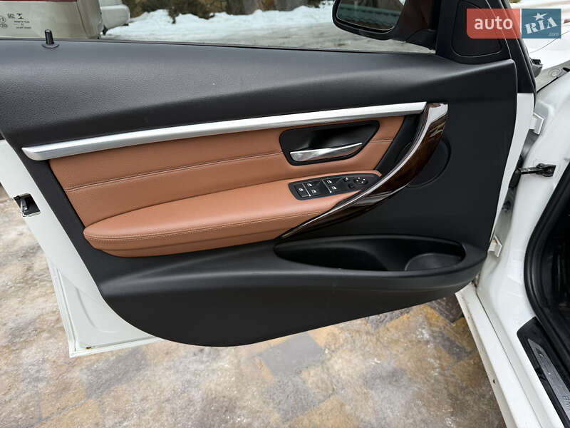Седан BMW 3 Series 2017 в Могилев-Подольске