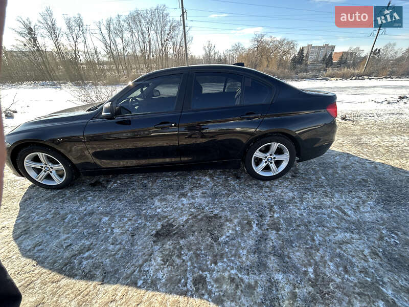 Седан BMW 3 Series 2015 в Полтаве