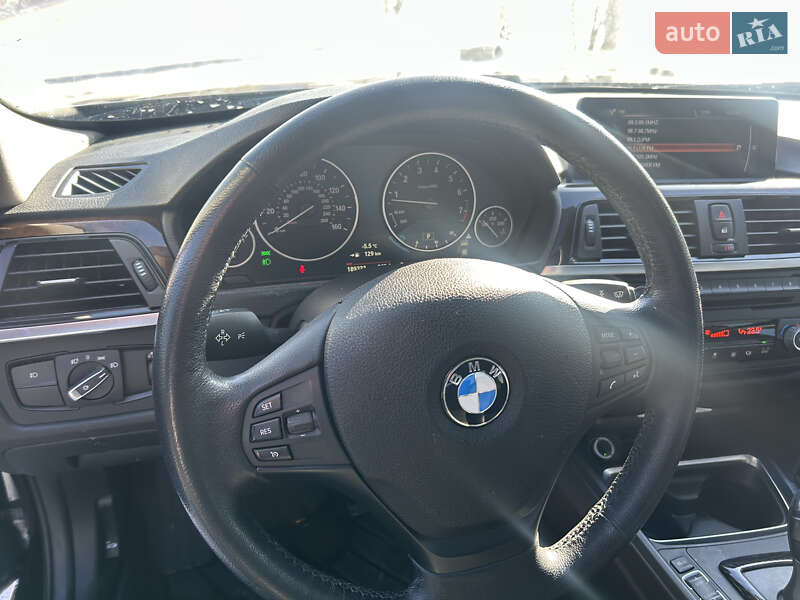 Седан BMW 3 Series 2015 в Полтаве
