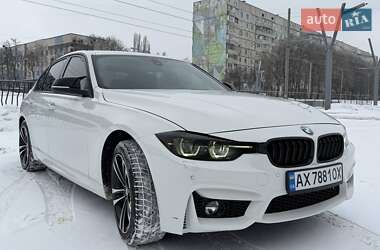 Седан BMW 3 Series 2018 в Киеве