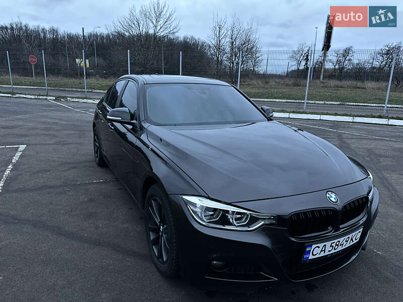 Седан BMW 3 Series 2016 в Полтаве