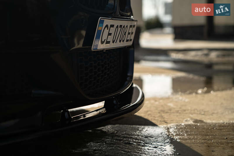 Седан BMW 3 Series 2017 в Черновцах