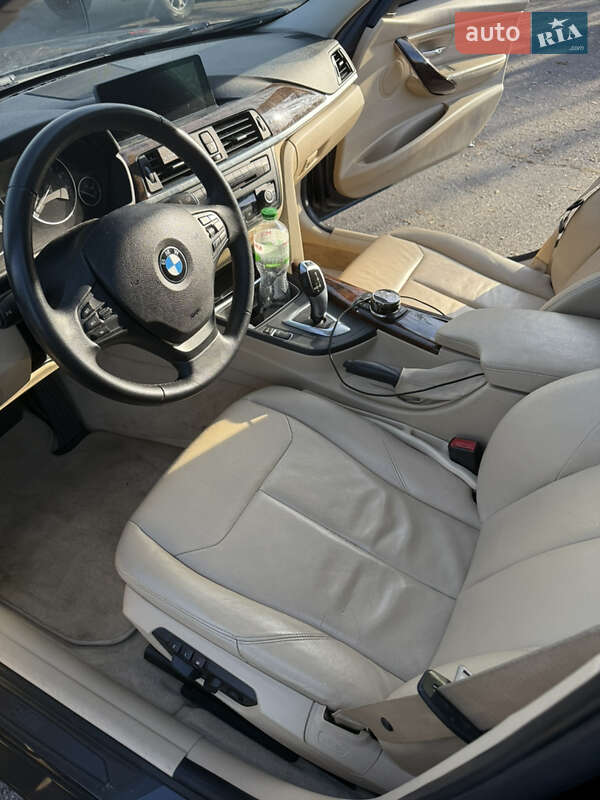 Седан BMW 3 Series 2013 в Ровно фото 26 Седан BMW 3 Series 2013 в Ровно