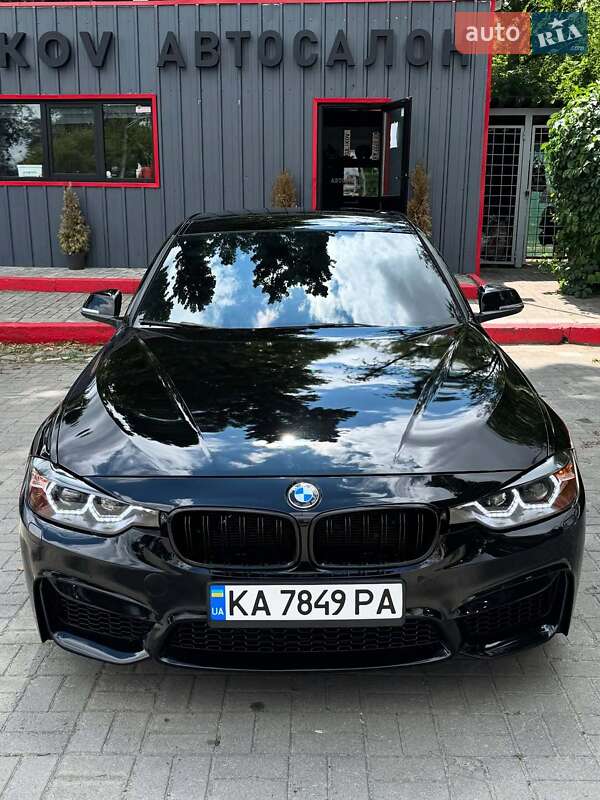 Седан BMW 3 Series 2013 в Львове