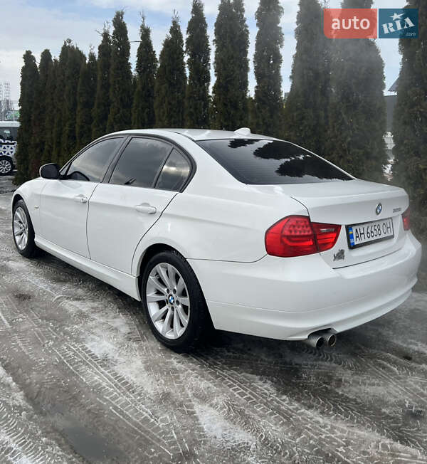Седан BMW 3 Series 2011 в Киеве фото 4 Седан BMW 3 Series 2011 в Киеве
