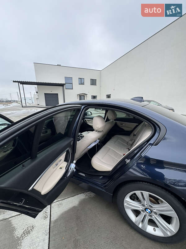 Седан BMW 3 Series 2016 в Луцке фото 27 Седан BMW 3 Series 2016 в Луцке
