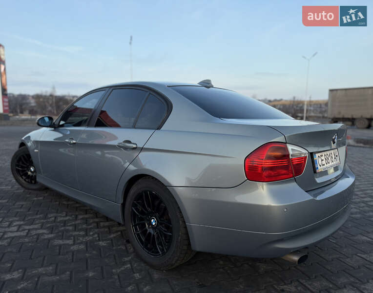 Седан BMW 3 Series 2006 в Черновцах