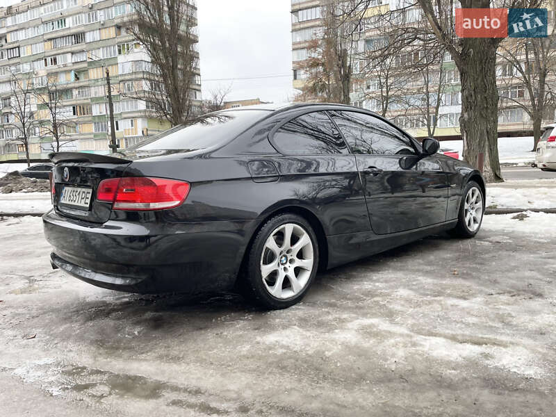 Купе BMW 3 Series 2009 в Киеве фото 2 Купе BMW 3 Series 2009 в Киеве