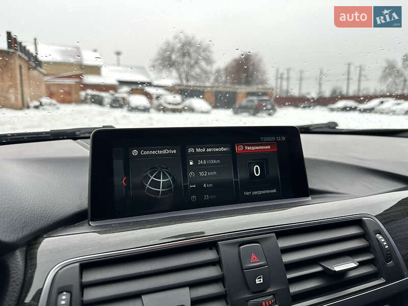 Седан BMW 3 Series 2017 в Полтаве