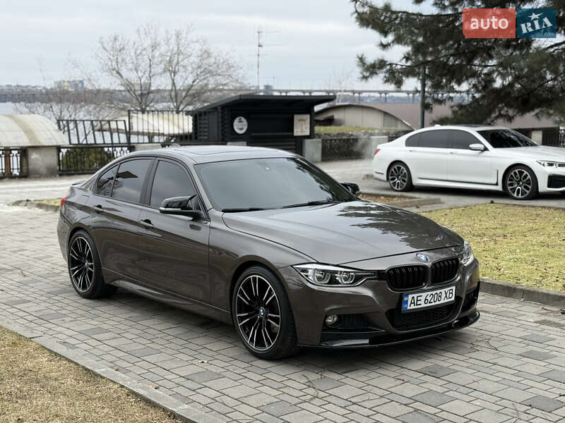 Седан BMW 3 Series 2014 в Днепре