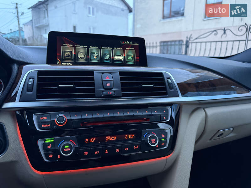 Седан BMW 3 Series 2017 в Львове