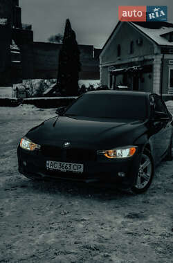 Седан BMW 3 Series 2014 в Луцьку