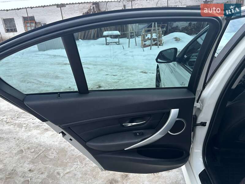 Седан BMW 3 Series 2012 в Хмельнике фото 53 Седан BMW 3 Series 2012 в Хмельнике