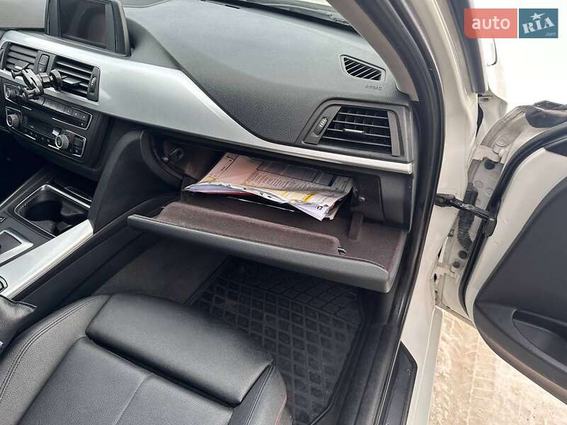 Седан BMW 3 Series 2012 в Хмельнике фото 64 Седан BMW 3 Series 2012 в Хмельнике