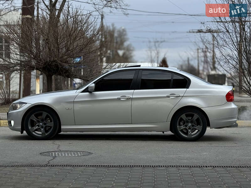 Седан BMW 3 Series 2010 в Днепре фото 2 Седан BMW 3 Series 2010 в Днепре