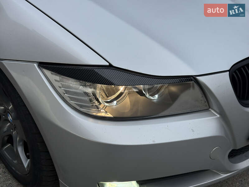 Седан BMW 3 Series 2010 в Днепре фото 32 Седан BMW 3 Series 2010 в Днепре