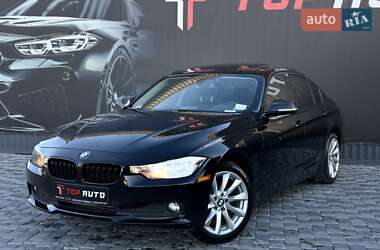 Седан BMW 3 Series 2015 в Львові