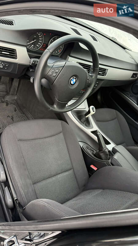 Универсал BMW 3 Series 2008 в Киеве