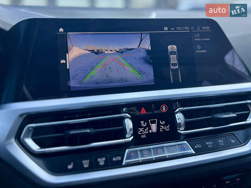 Седан BMW 3 Series 2019 в Киеве фото 32 Седан BMW 3 Series 2019 в Киеве