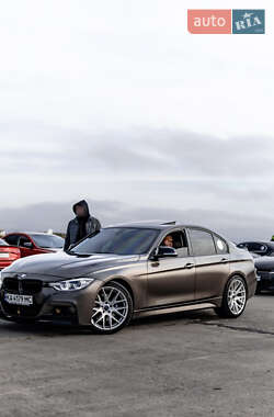 Седан BMW 3 Series 2015 в Броварах