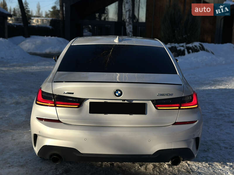 Седан BMW 3 Series 2022 в Киеве