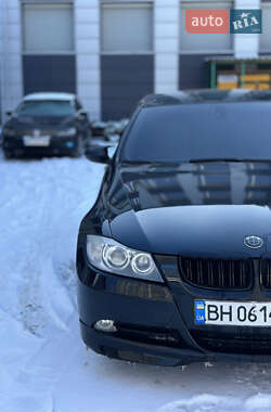 Седан BMW 3 Series 2005 в Каменском