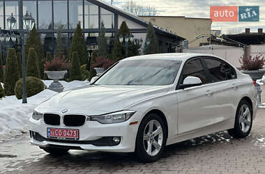 Седан BMW 3 Series 2015 в Стрию