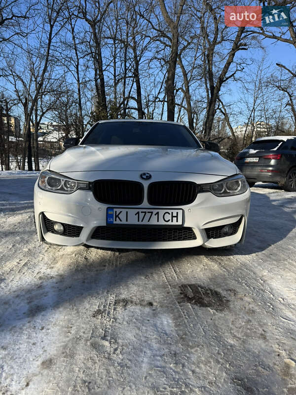Седан BMW 3 Series 2014 в Киеве