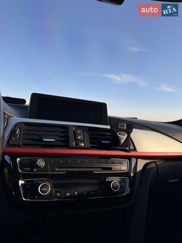 Седан BMW 3 Series 2014 в Одессе