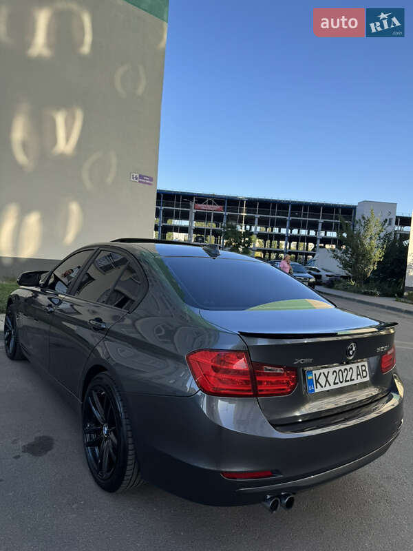Седан BMW 3 Series 2014 в Харькове