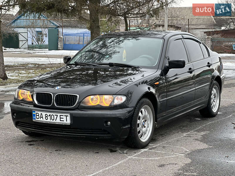Седан BMW 3 Series 2004 в Новом Буге