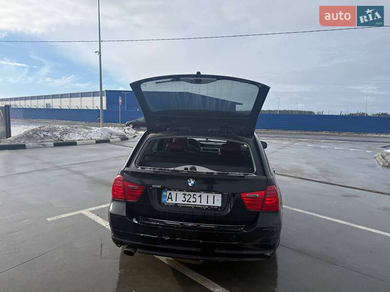 Универсал BMW 3 Series 2010 в Калиновке