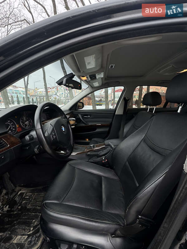 Седан BMW 3 Series 2011 в Киеве