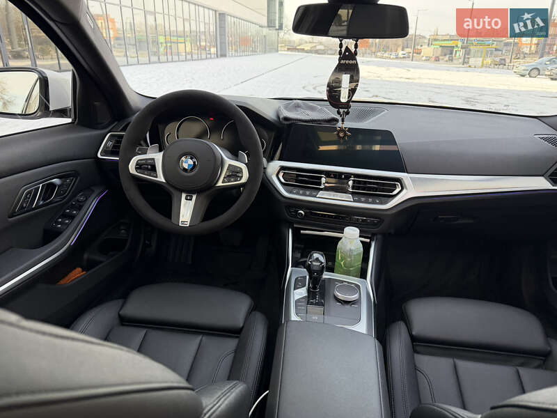 Седан BMW 3 Series 2019 в Днепре