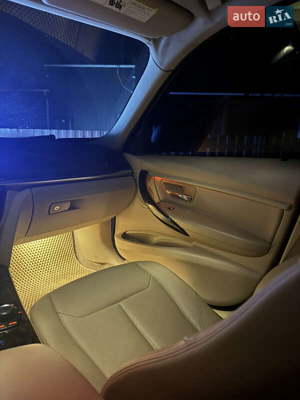 Седан BMW 3 Series 2013 в Ужгороде фото 106 Седан BMW 3 Series 2013 в Ужгороде