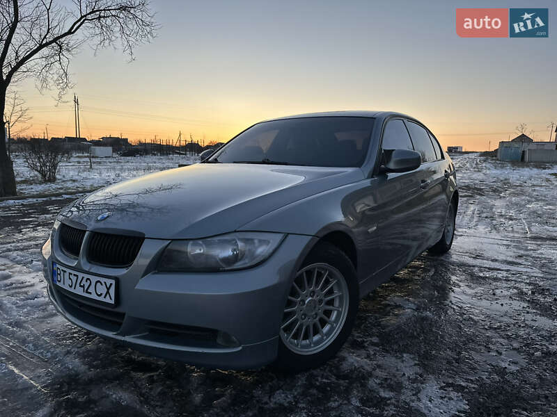 BMW 3 Series 2005