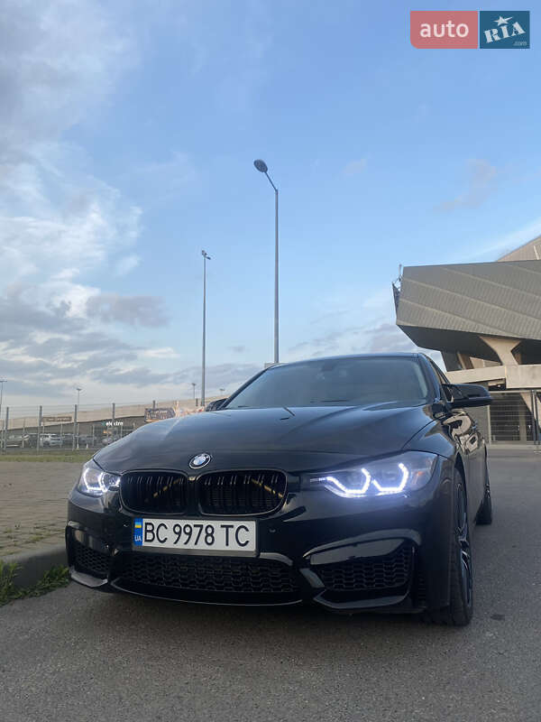 Седан BMW 3 Series 2013 в Львове